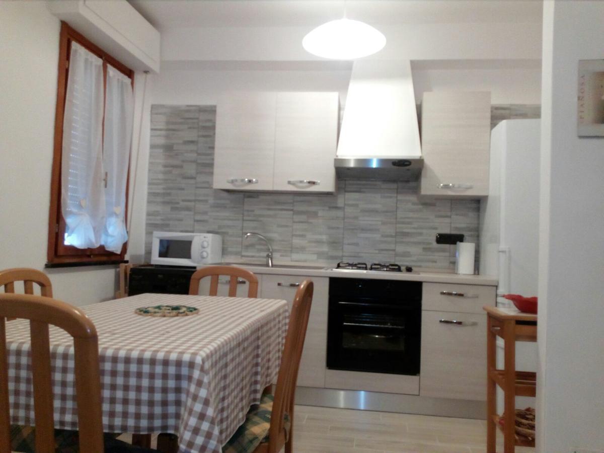 George V Appartement Levanto Buitenkant foto